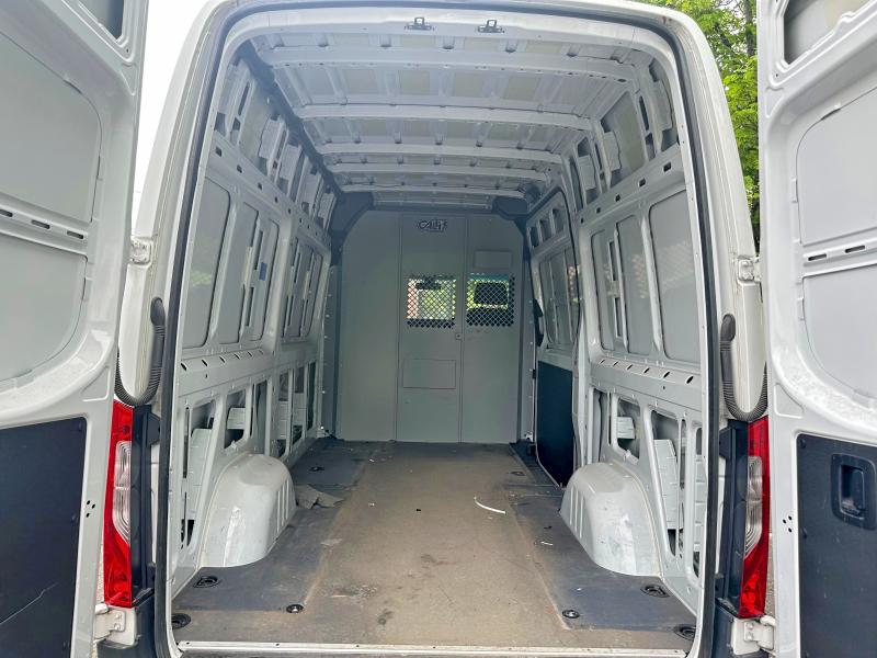 51918046 :رقم المزاد ، W1Y40BHY6PT127704 vin ، 2023 Mercedes-benz Sprinter مزاد بيع