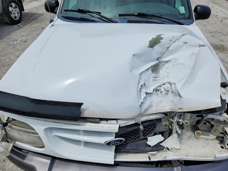 54859356 :رقم المزاد ، 1FMZU83P8YZB23471 vin ، 2000 Ford Explorer مزاد بيع