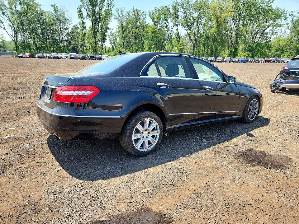 2012 Mercedes-benz E მანქანა იყიდება აუქციონზე, vin: WDDHF8JBXCA621086, აუქციონის ნომერი: 54193006