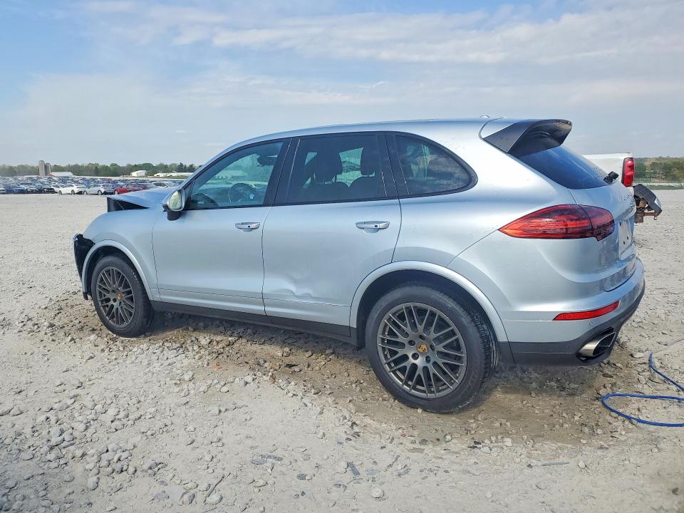 52536706 :رقم المزاد ، WP1AA2A23HKA86481 vin ، 2017 Porsche Cayenne مزاد بيع