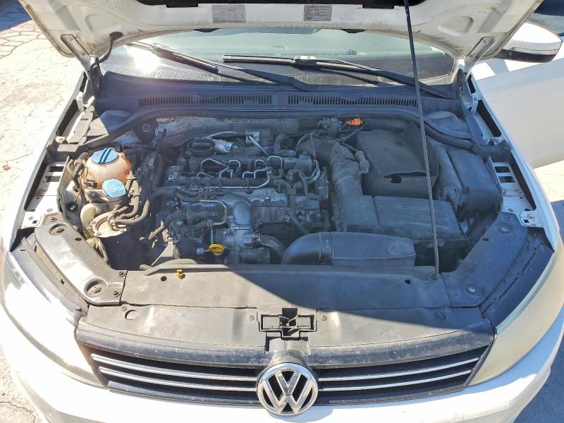 52430996 :رقم المزاد ، 3VWLL7AJ4EM419359 vin ، 2014 Volkswagen Jetta مزاد بيع