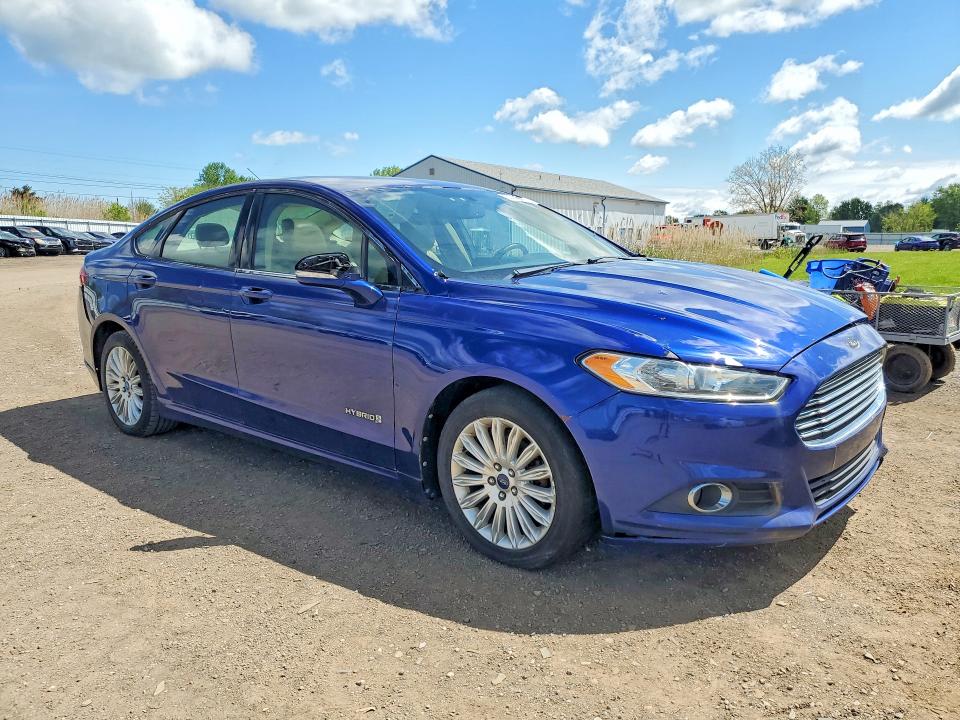 53366596 :رقم المزاد ، 3FA6P0LU7DR175670 vin ، 2013 Ford Fusion مزاد بيع