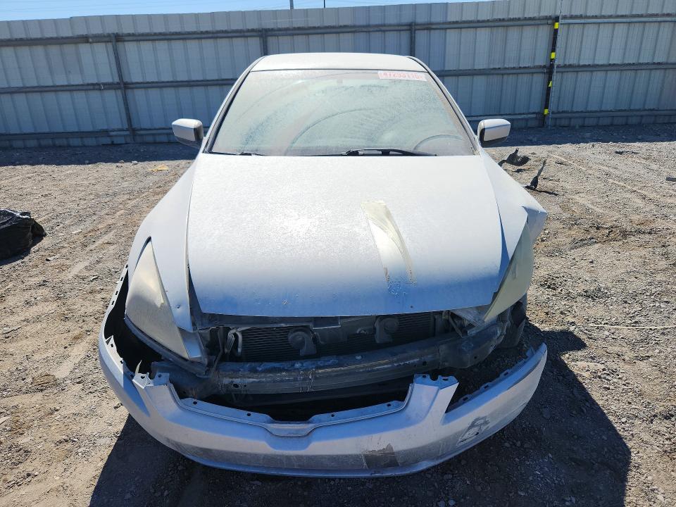 47293116 :رقم المزاد ، 1HGCM56485A125355 vin ، 2005 Honda Accord مزاد بيع