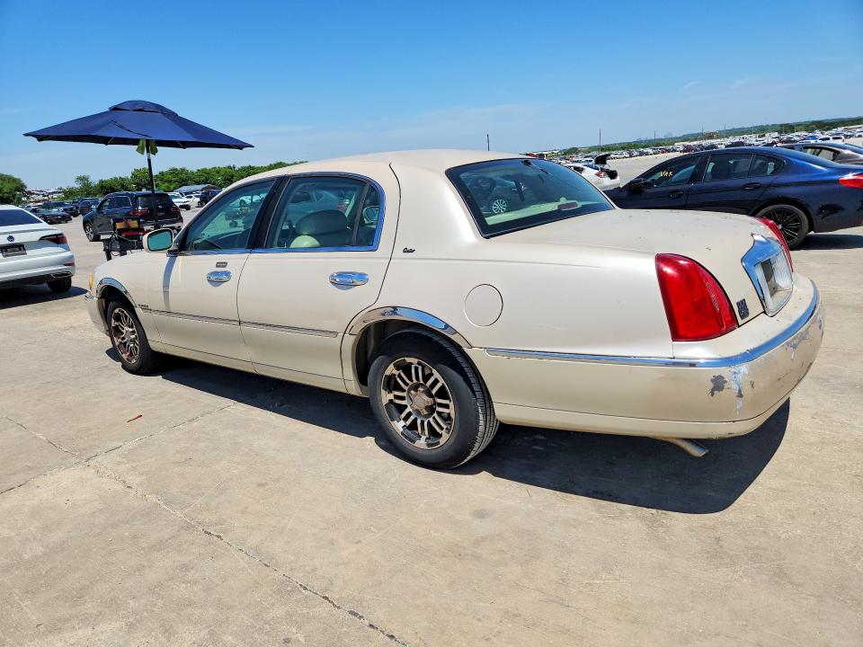 Продажа на аукционе авто 2000 Lincoln Town Car, vin: 1LNHM83W6YY877221, номер лота: 53451256