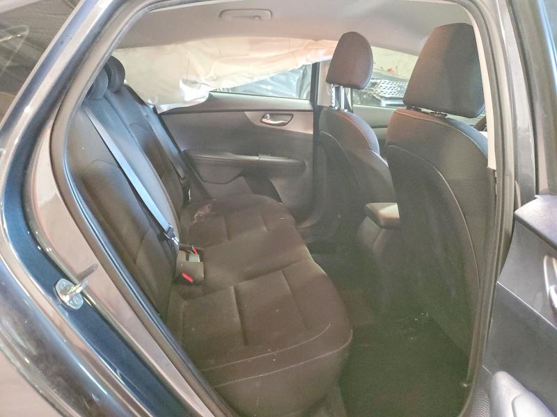 2021 Kia Forte მანქანა იყიდება აუქციონზე, vin: 3KPF24AD6ME351599, აუქციონის ნომერი: 53380246