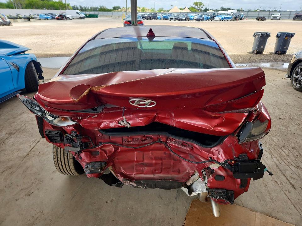 Продажа на аукционе авто 2018 Hyundai Elantra, vin: KMHD84LF0JU470021, номер лота: 53957356