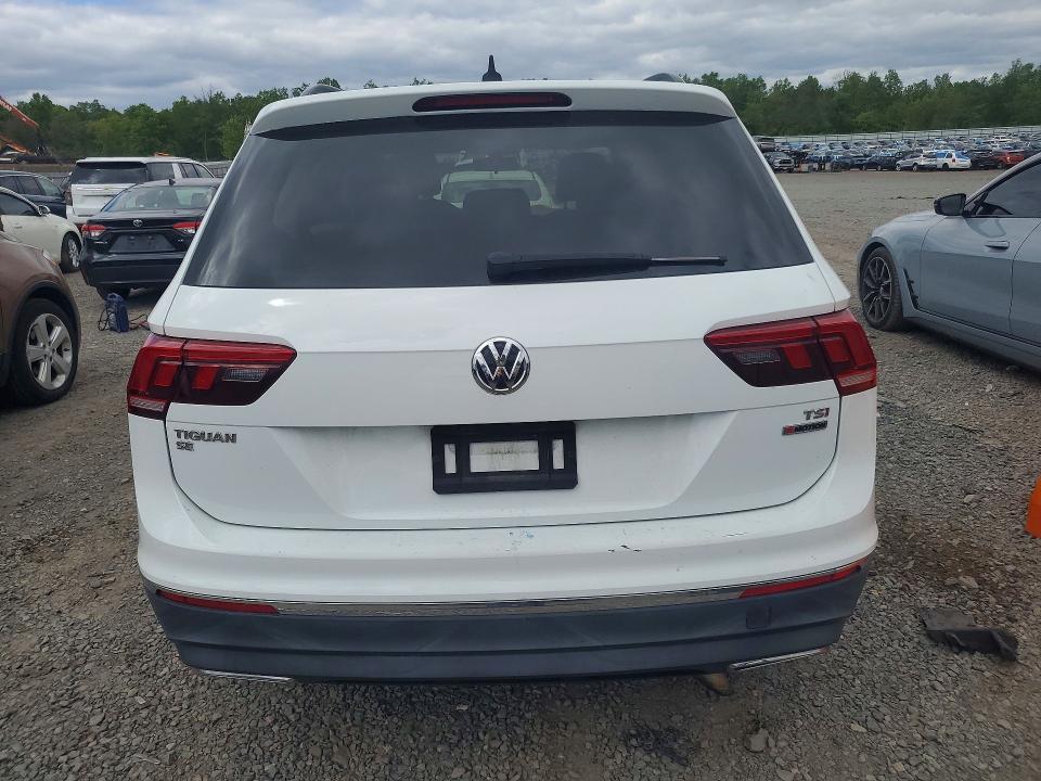 Продажа на аукционе авто 2018 Volkswagen Tiguan, vin: 3VV2B7AX6JM019613, номер лота: 53723456