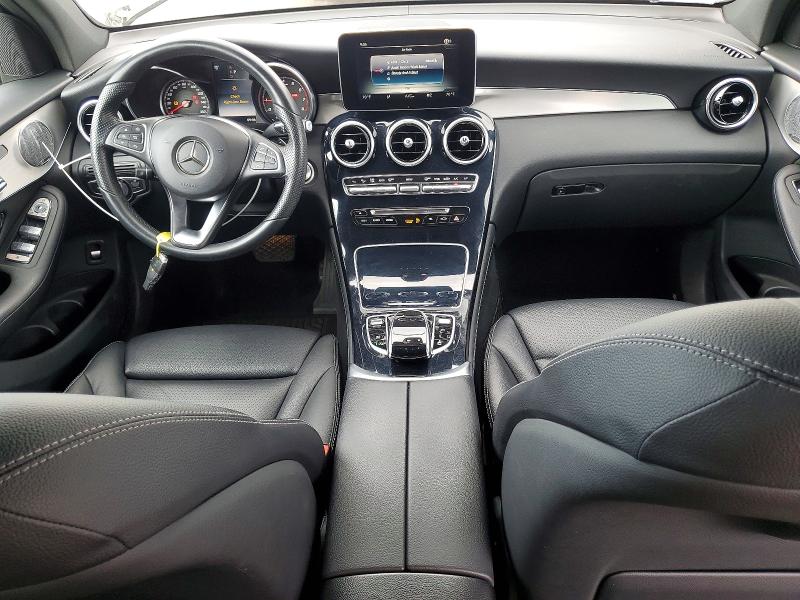 52535806 :رقم المزاد ، WDC0G4JB4HF143149 vin ، 2017 Mercedes-benz Glc مزاد بيع