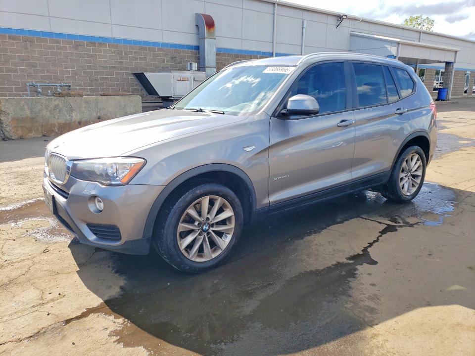 53086966 :رقم المزاد ، 5UXWZ7C39H0X40073 vin ، 2017 Bmw X3 مزاد بيع