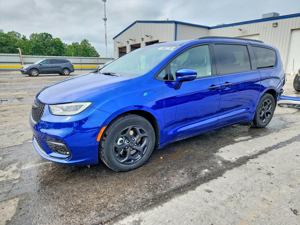 Auction sale of the 2021 Chrysler Pacifica, vin: 2C4RC1S72MR590583, lot number: 54607746