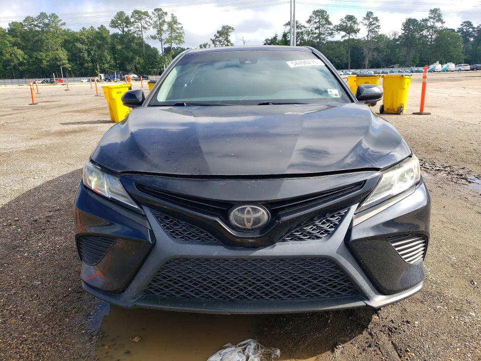 Aukcja sprzedaży 2018 Toyota Camry, vin: 4T1B11HK4JU085304, numer aukcji: 54496276