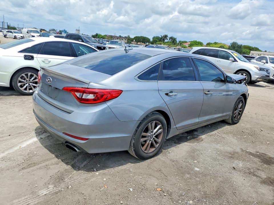 53513286 :رقم المزاد ، 5NPE24AF2FH122932 vin ، 2015 Hyundai Sonata مزاد بيع