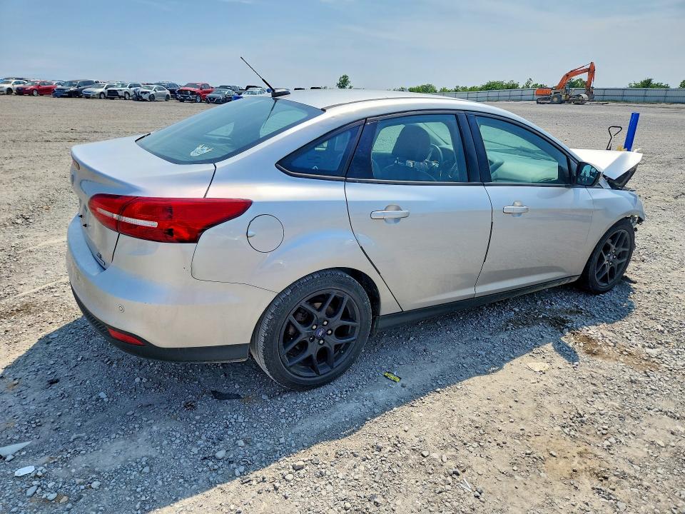 53792926 :رقم المزاد ، 1FADP3F24GL339754 vin ، 2016 Ford Focus مزاد بيع