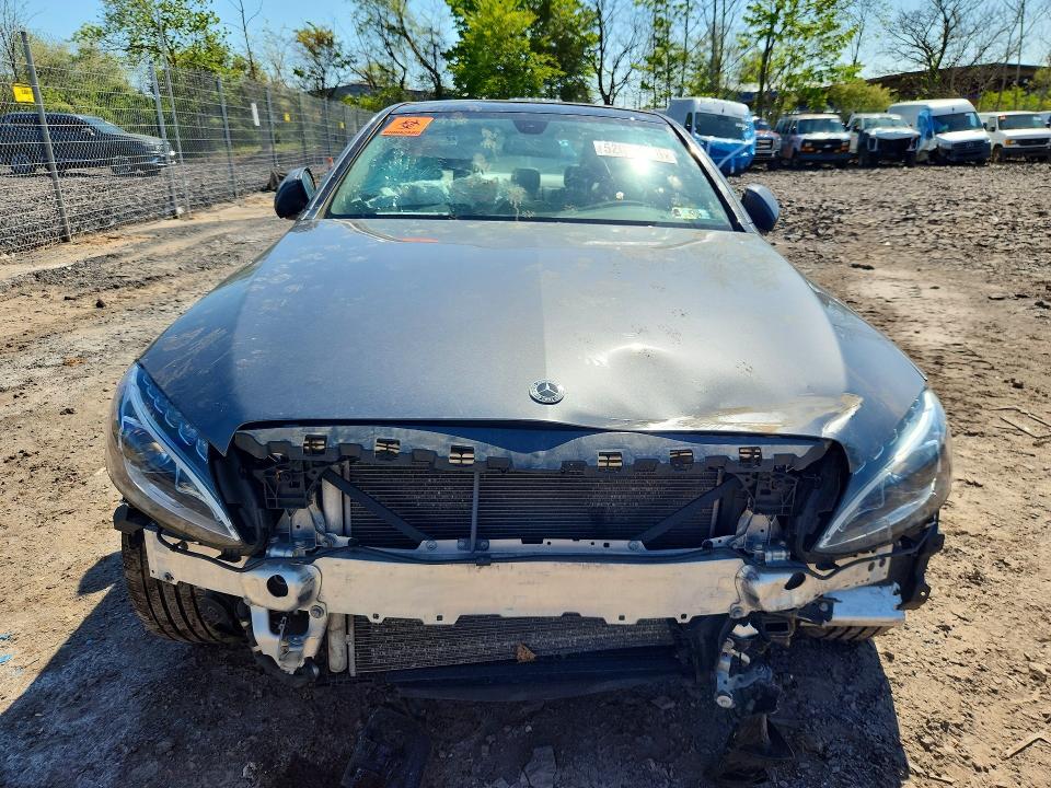2018 Mercedes-benz C მანქანა იყიდება აუქციონზე, vin: 55SWF4KBXJU246473, აუქციონის ნომერი: 52060196
