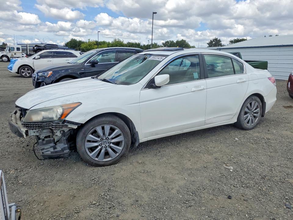 2011 Honda Accord მანქანა იყიდება აუქციონზე, vin: 1HGCP2F70BA074770, აუქციონის ნომერი: 55022426