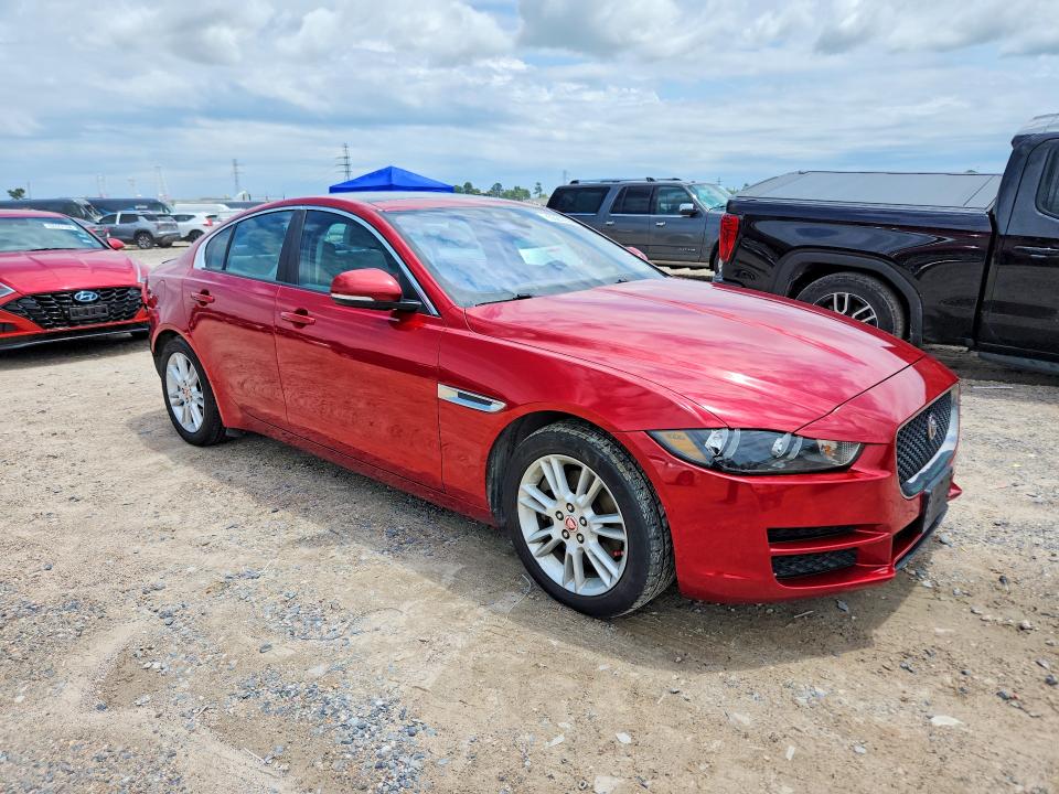 Продаж на аукціоні авто 2017 Jaguar Xe, vin: SAJAD4BG1HA973132, номер лоту: 53210596