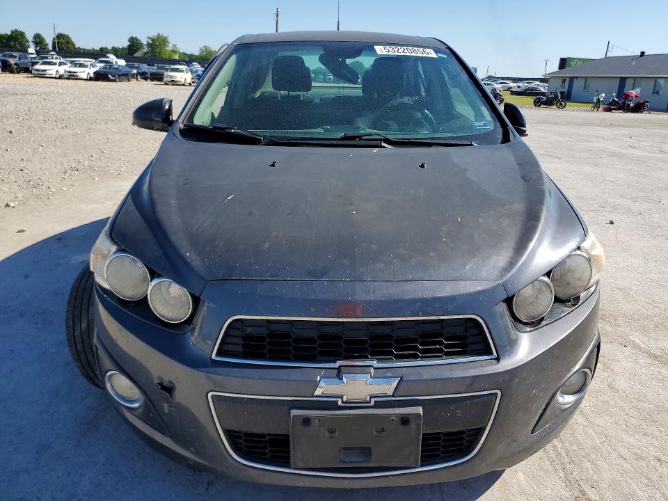 53220856 :رقم المزاد ، 1G1JC5SH4D4173801 vin ، 2013 Chevrolet Sonic مزاد بيع