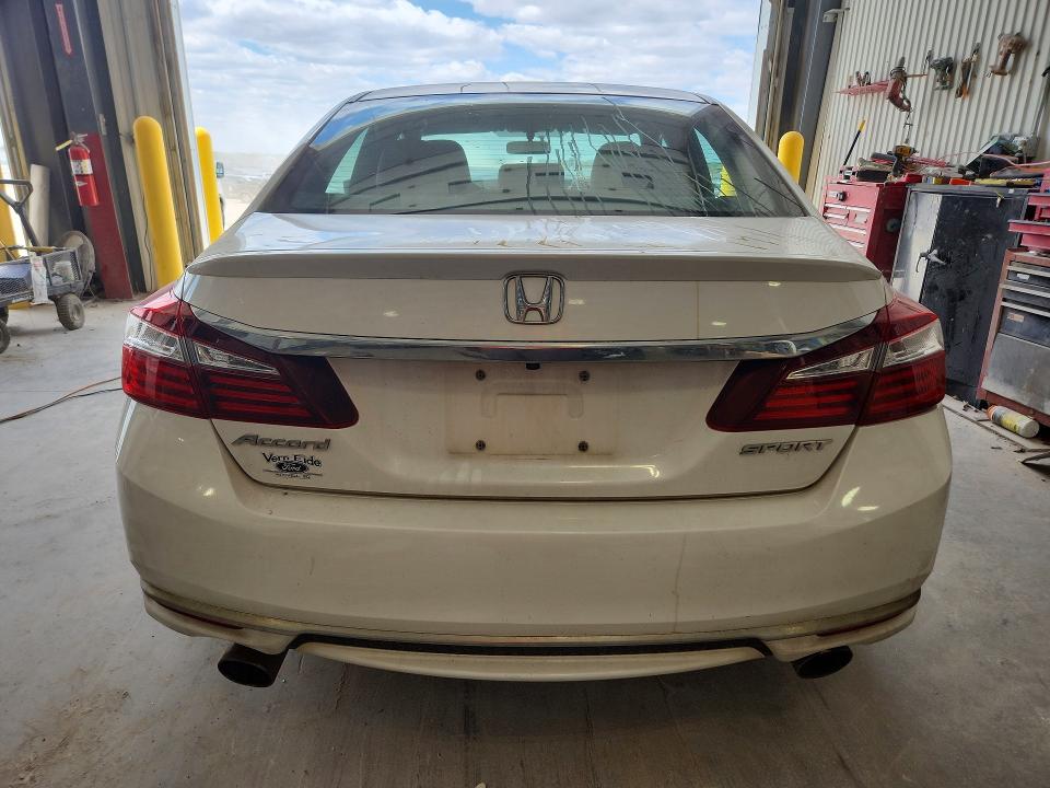 Продаж на аукціоні авто 2016 Honda Accord, vin: 1HGCR2F52GA105257, номер лоту: 52550366