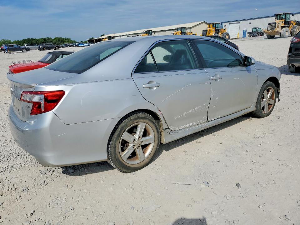 54141286 :رقم المزاد ، 4T1BF1FK8DU299527 vin ، 2013 Toyota Camry مزاد بيع