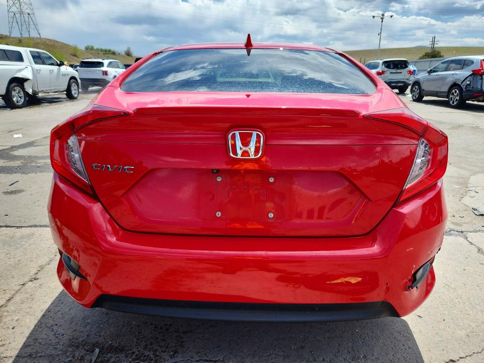 52925886 :رقم المزاد ، 2HGFC1E32JH645869 vin ، 2018 Honda Civic مزاد بيع