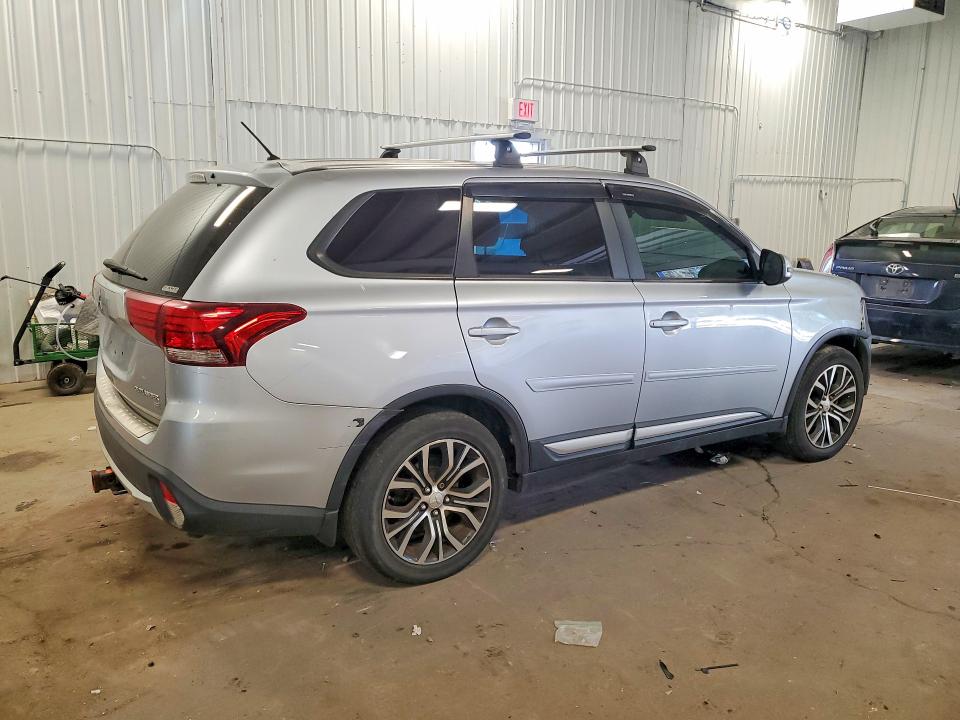 2016 Mitsubishi Outlander მანქანა იყიდება აუქციონზე, vin: JA4AZ3A35GZ002041, აუქციონის ნომერი: 52554936