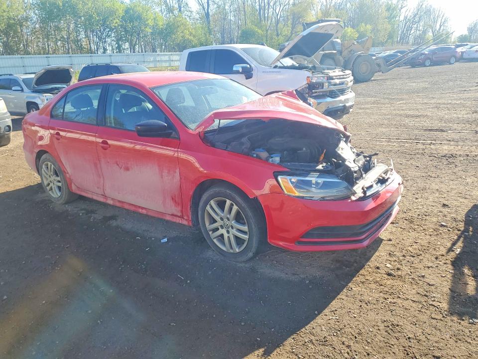 53027106 :رقم المزاد ، 3VW2K7AJ6FM350674 vin ، 2015 Volkswagen Jetta مزاد بيع