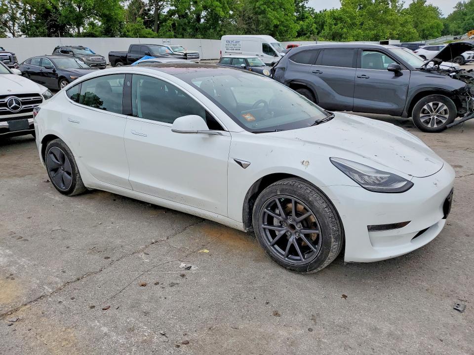 Продажа на аукционе авто 2018 Tesla Model 3, vin: 5YJ3E1EA4JF014833, номер лота: 54983616