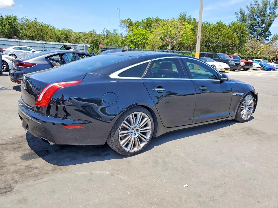 Продажа на аукционе авто 2012 Jaguar Xj, vin: SAJWA1GE5CMV34303, номер лота: 52927786