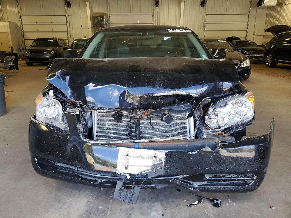 52715676 :رقم المزاد ، 4T1BK36B98U309768 vin ، 2008 Toyota Avalon مزاد بيع