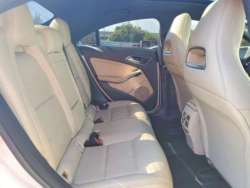 2015 Mercedes-benz Cla250 მანქანა იყიდება აუქციონზე, vin: WDDSJ4GB7FN183208, აუქციონის ნომერი: 54058106