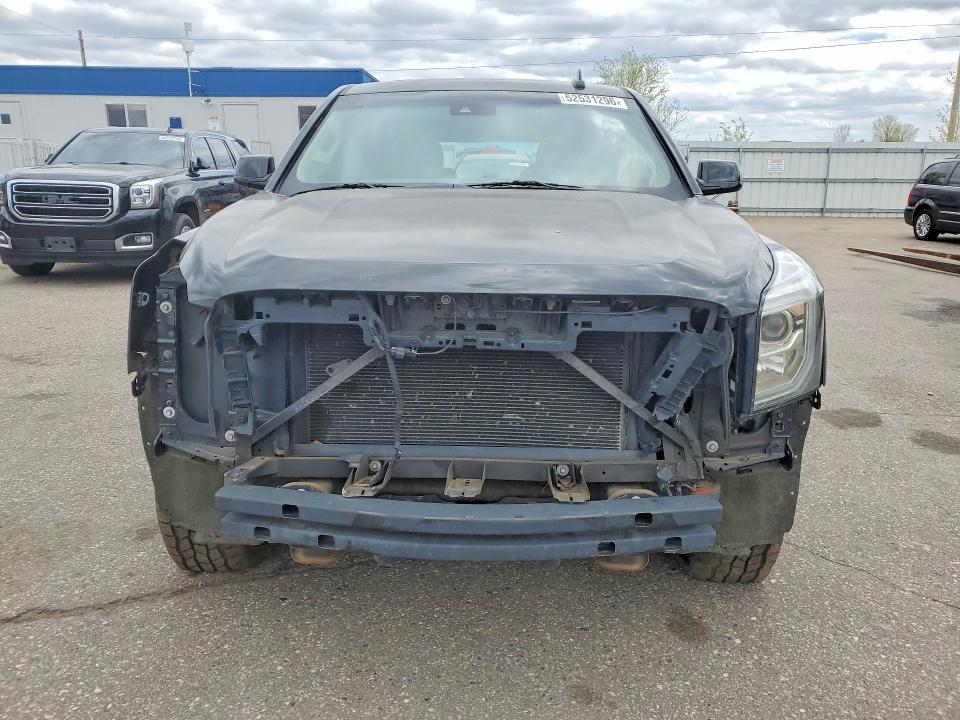 52531296 :رقم المزاد ، 1GKS1JKJ7FR647554 vin ، 2015 Gmc Yukon Xl مزاد بيع