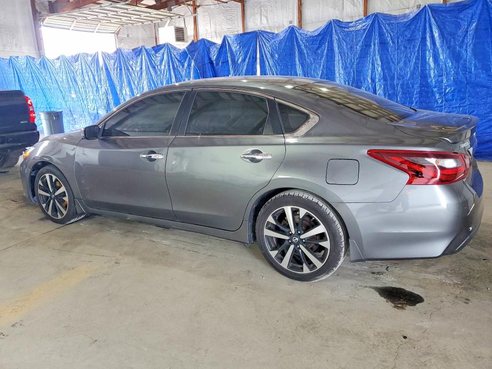 51867476 :رقم المزاد ، 1N4AL3AP8JC110468 vin ، 2018 Nissan Altima مزاد بيع