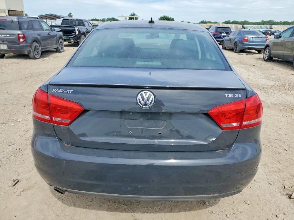 54972456 :رقم المزاد ، 1VWBT7A3XFC034761 vin ، 2015 Volkswagen Passat مزاد بيع