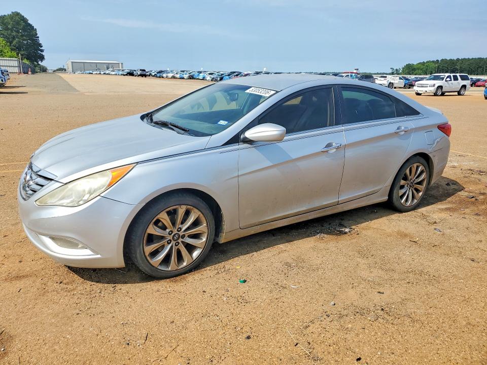 2013 Hyundai Sonata მანქანა იყიდება აუქციონზე, vin: 5NPEC4AC1DH680304, აუქციონის ნომერი: 53053206