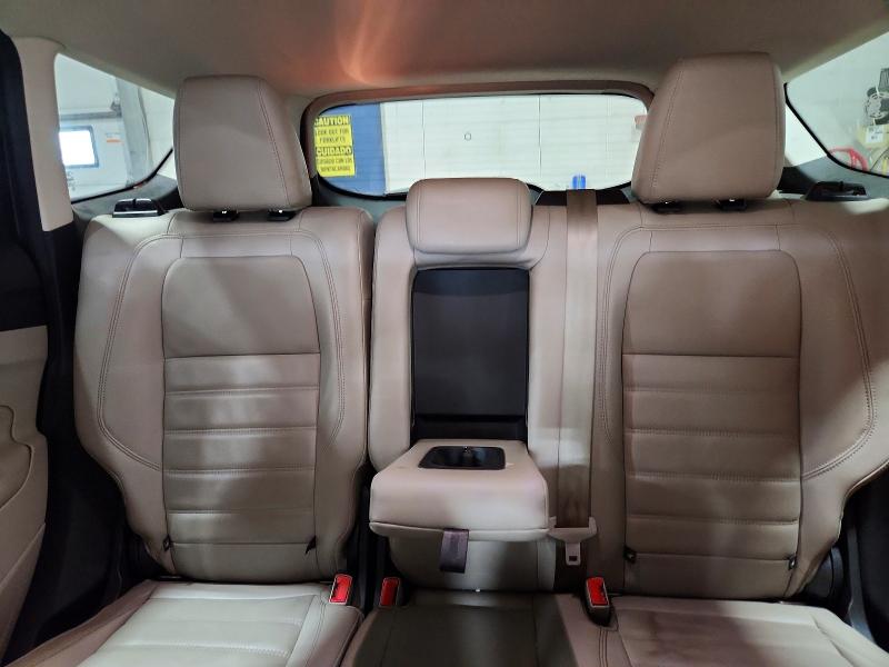 Продажа на аукционе авто 2017 Ford Escape, vin: 1FMCU0J91HUB56742, номер лота: 55704446