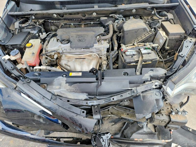 53838526 :رقم المزاد ، 2T3ZFREV4HW390168 vin ، 2017 Toyota Rav4 مزاد بيع
