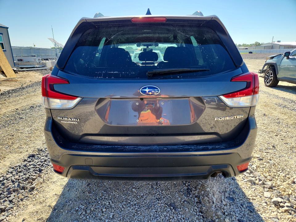 52596296 :رقم المزاد ، JF2SKAFC0MH557302 vin ، 2021 Subaru Forester مزاد بيع