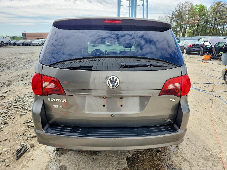 Продажа на аукционе авто 2010 Volkswagen Routan, vin: 2V4RW3D17AR306202, номер лота: 52422096