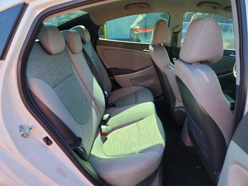 2017 Hyundai Accent მანქანა იყიდება აუქციონზე, vin: KMHCT4AE0HU343090, აუქციონის ნომერი: 52088006