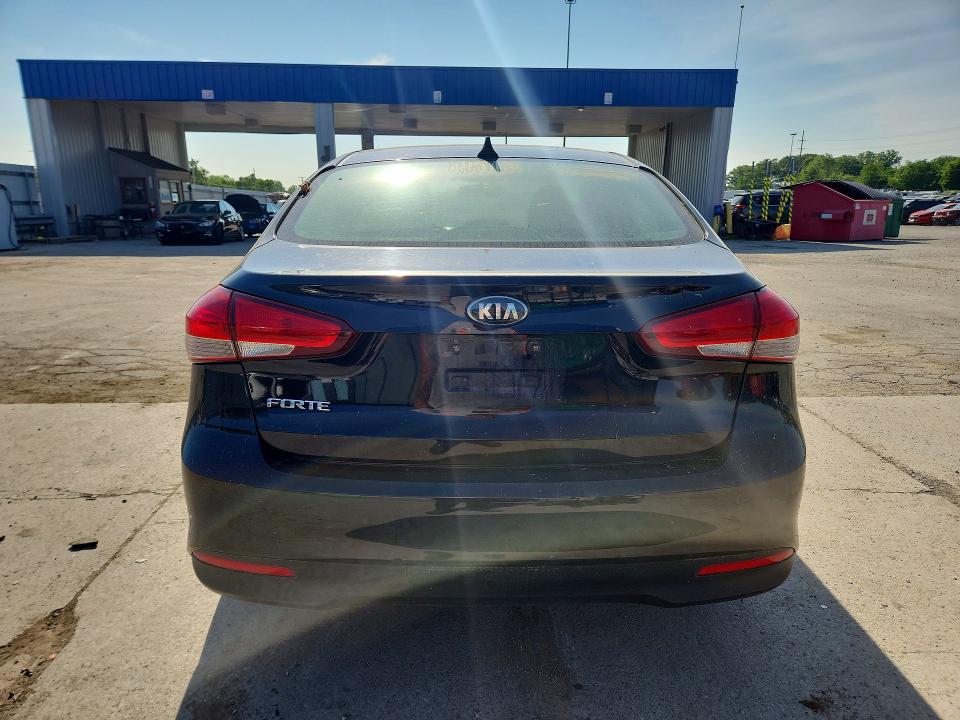 54899996 :رقم المزاد ، 3KPFK4A71JE195753 vin ، 2018 Kia Forte مزاد بيع