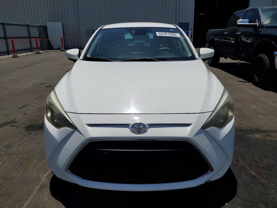 53781956 :رقم المزاد ، 3MYDLBYV2KY505441 vin ، 2019 Toyota Yaris مزاد بيع