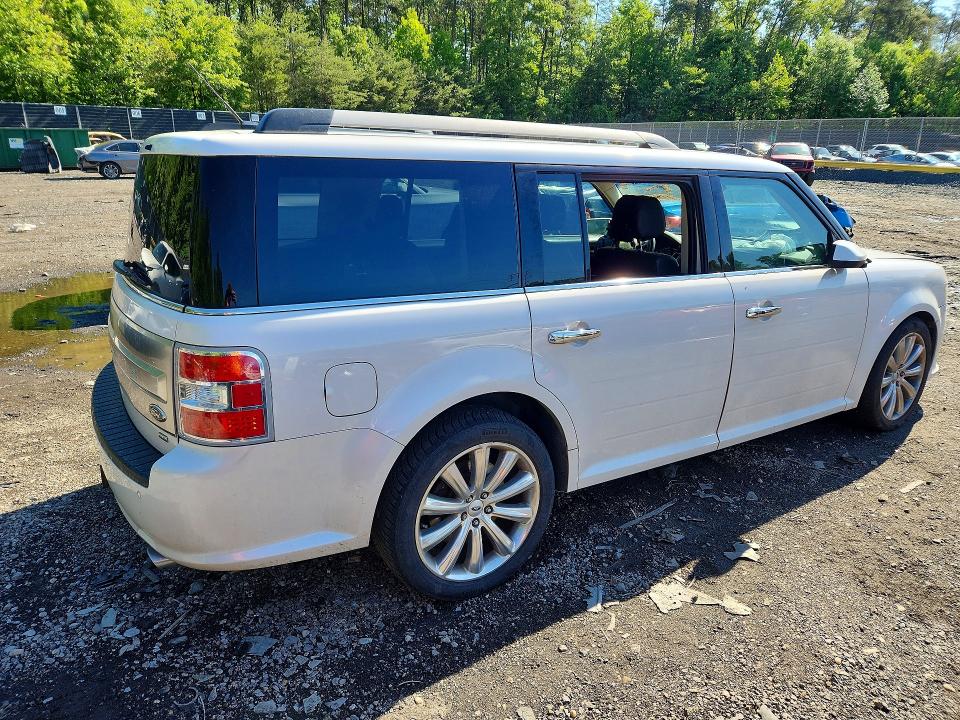 52832936 :رقم المزاد ، 2FMHK6D89FBA16362 vin ، 2015 Ford Flex مزاد بيع