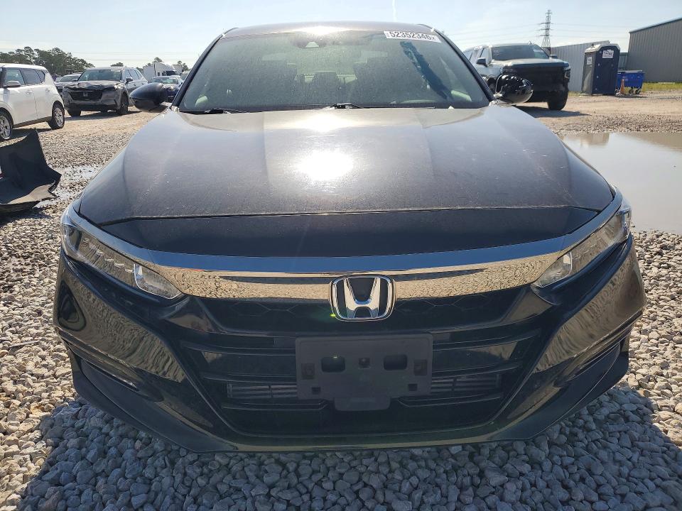 Продажа на аукционе авто 2019 Honda Accord, vin: 1HGCV1F37KA158646, номер лота: 52352346