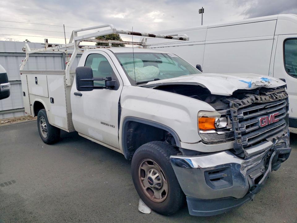 46015856 :رقم المزاد ، 1GD01XEG3FZ121049 vin ، 2015 Gmc Sierra مزاد بيع