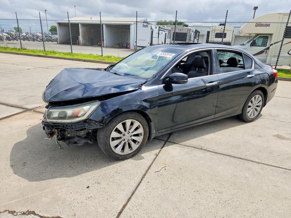 52552876 :رقم المزاد ، 1HGCR3F81EA014641 vin ، 2014 Honda Accord مزاد بيع