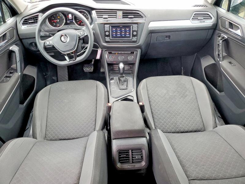 55152026 :رقم المزاد ، 3VV1B7AX1LM013636 vin ، 2020 Volkswagen Tiguan مزاد بيع