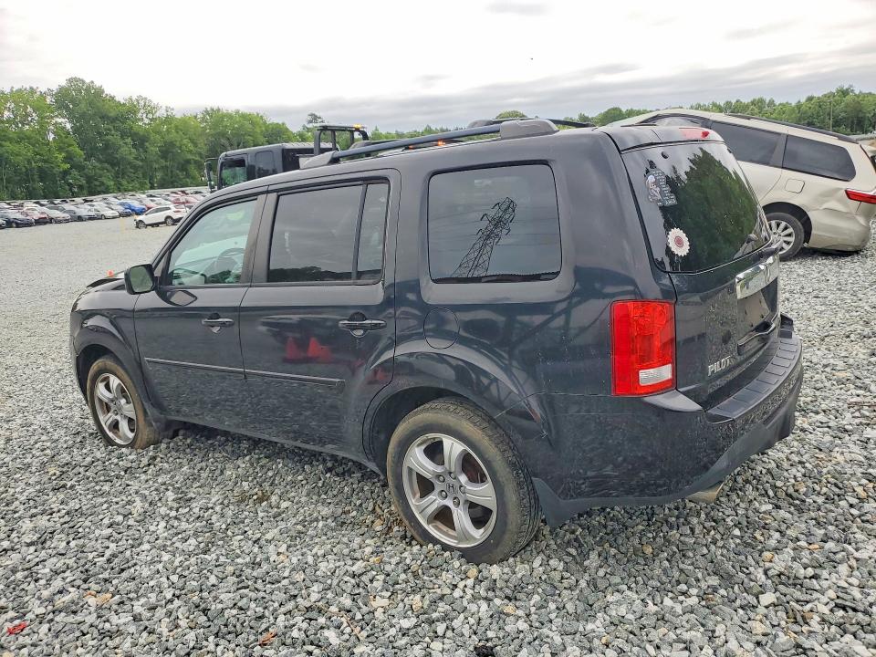 53240656 :رقم المزاد ، 5FNYF4H68CB006488 vin ، 2012 Honda Pilot مزاد بيع
