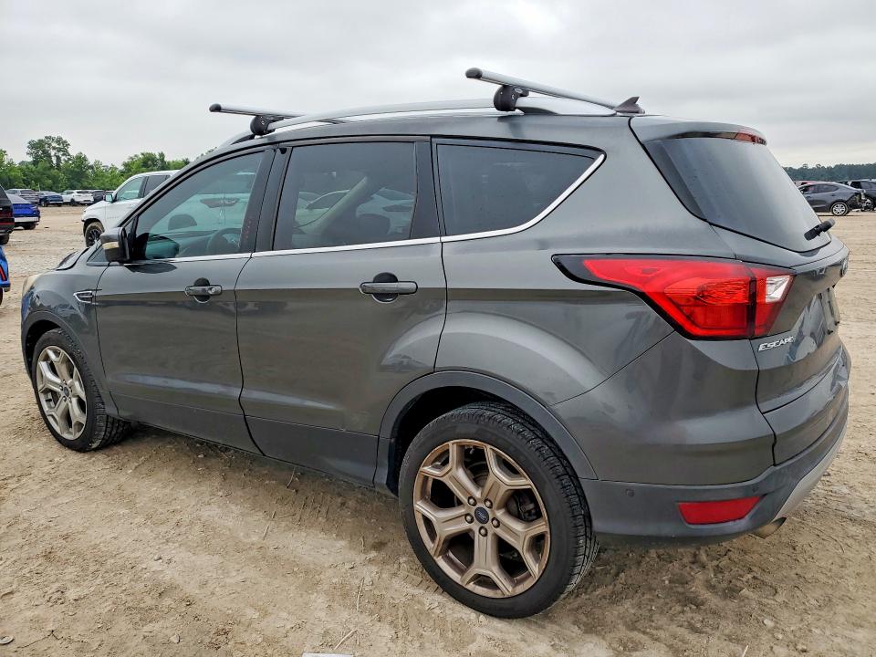2019 Ford Escape მანქანა იყიდება აუქციონზე, vin: 1FMCU9J96KUA41131, აუქციონის ნომერი: 54434336
