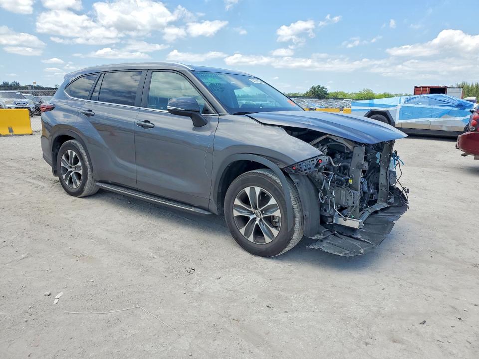 2024 Toyota Highlander მანქანა იყიდება აუქციონზე, vin: 5TDKDRAH9RS548658, აუქციონის ნომერი: 52178936