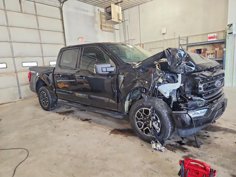 55139156 :رقم المزاد ، 1FTEW1EP1NKE70937 vin ، 2022 Ford F150 مزاد بيع